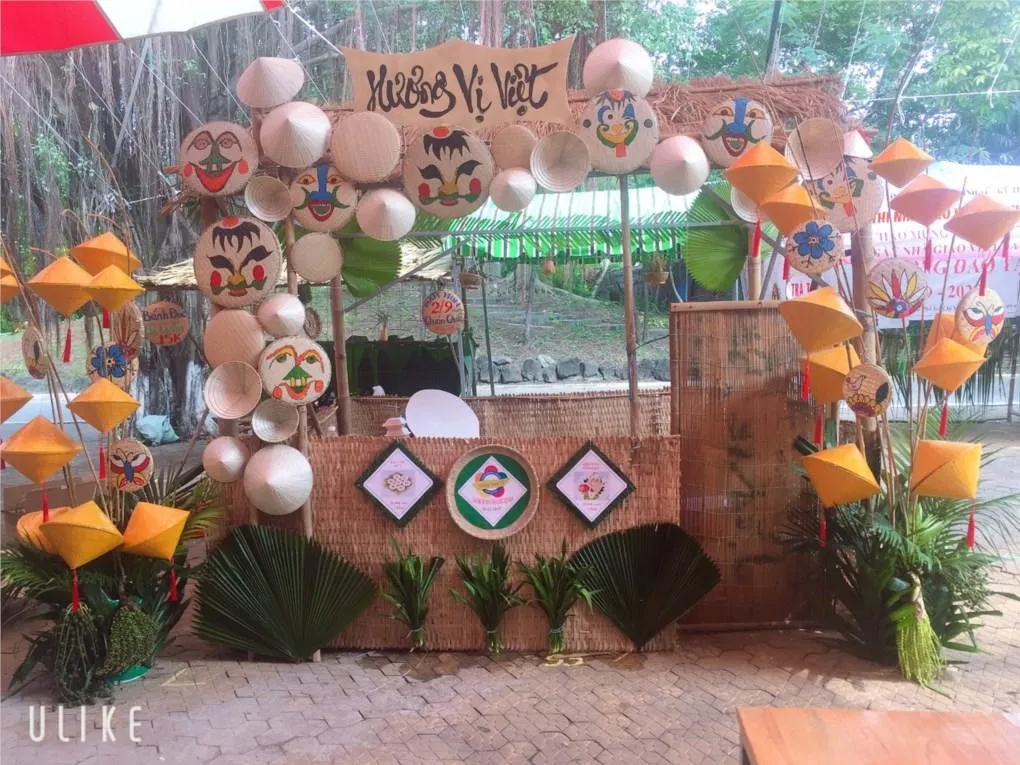 Trang trí gian hàng ẩm thực dân gian