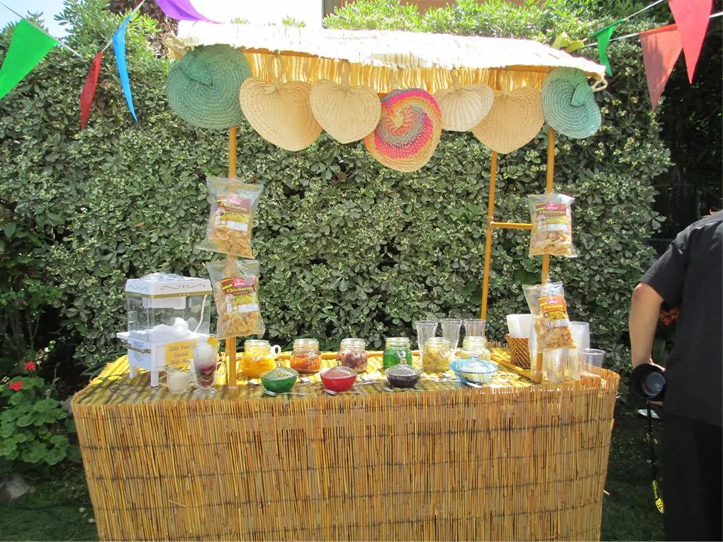 Trang trí gian hàng ẩm thực đơn giản, dễ làm