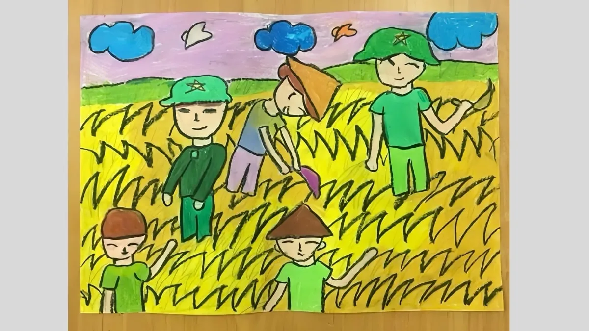 Mẫu 10: Gặt lúa cùng dân