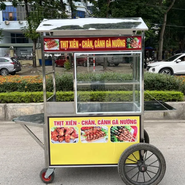 Tủ kính đẩy bán đồ ăn vặt