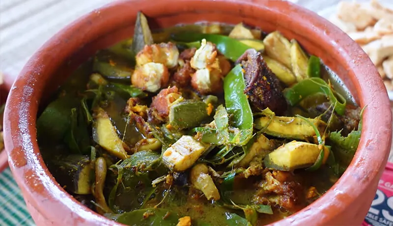 Lựa chọn cá lăng tươi và đậu hũ sạch là yếu tố quyết định chất lượng món ăn