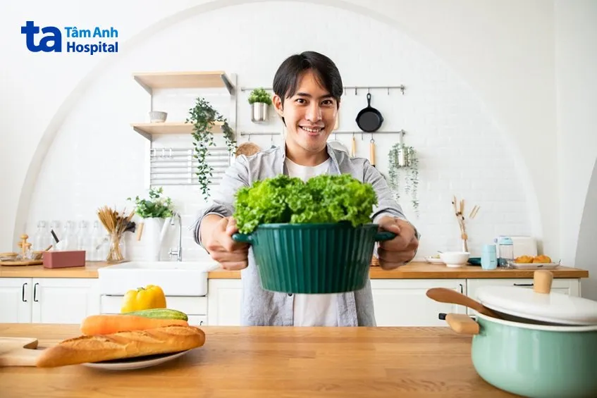 Dinh dưỡng cân bằng là yếu tố then chốt cho sức khỏe quý ông