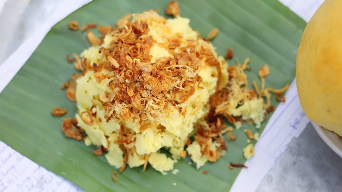 Đậu xanh và gạo nếp đã sơ chế sẵn sàng cho công đoạn nấu xôi