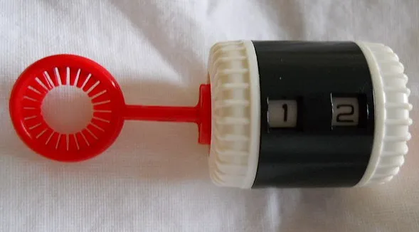 Dụng cụ đếm dòng đan cơ học gắn trực tiếp lên kim đan