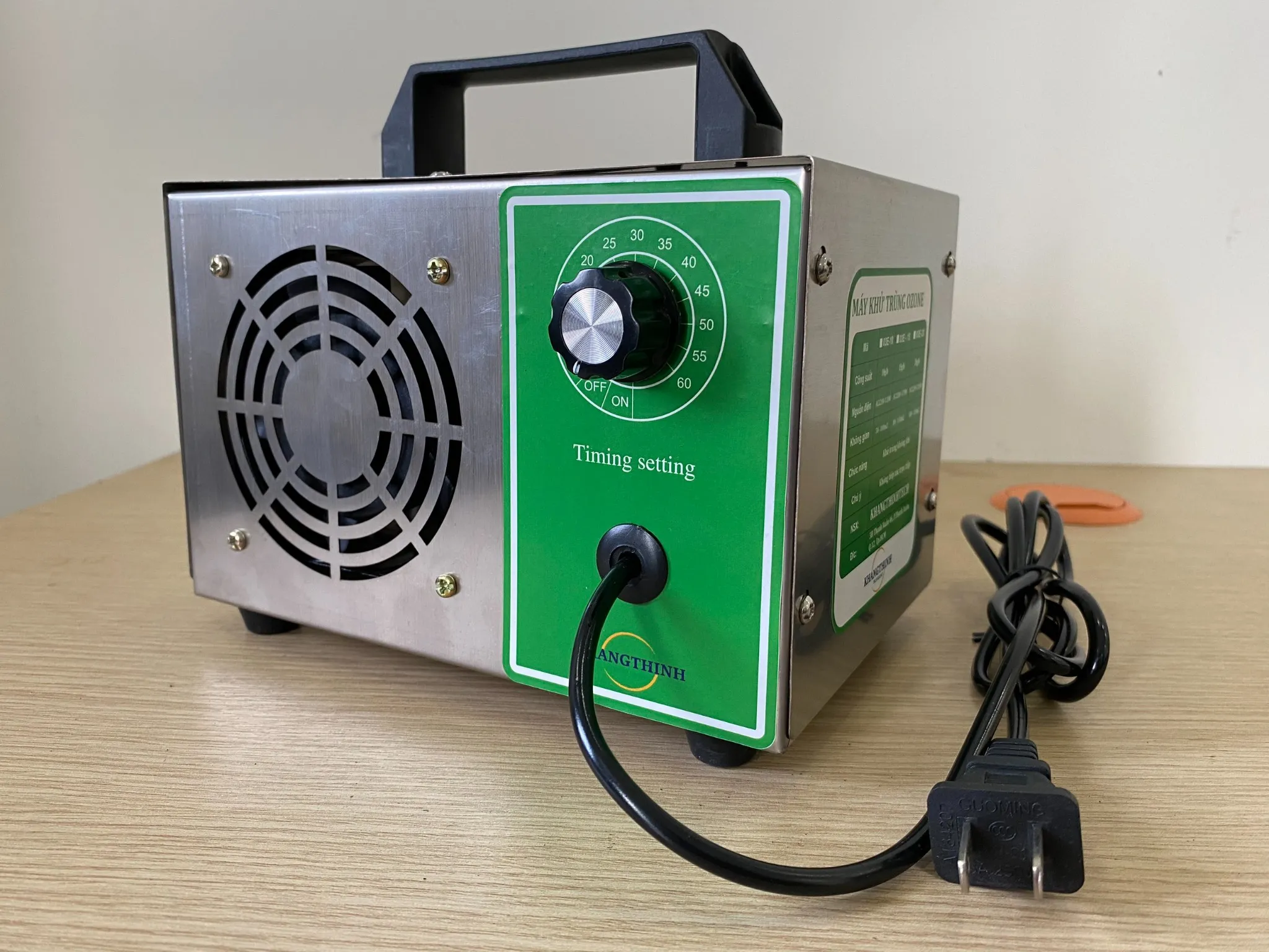 Cận cảnh bảng điều khiển máy O3E