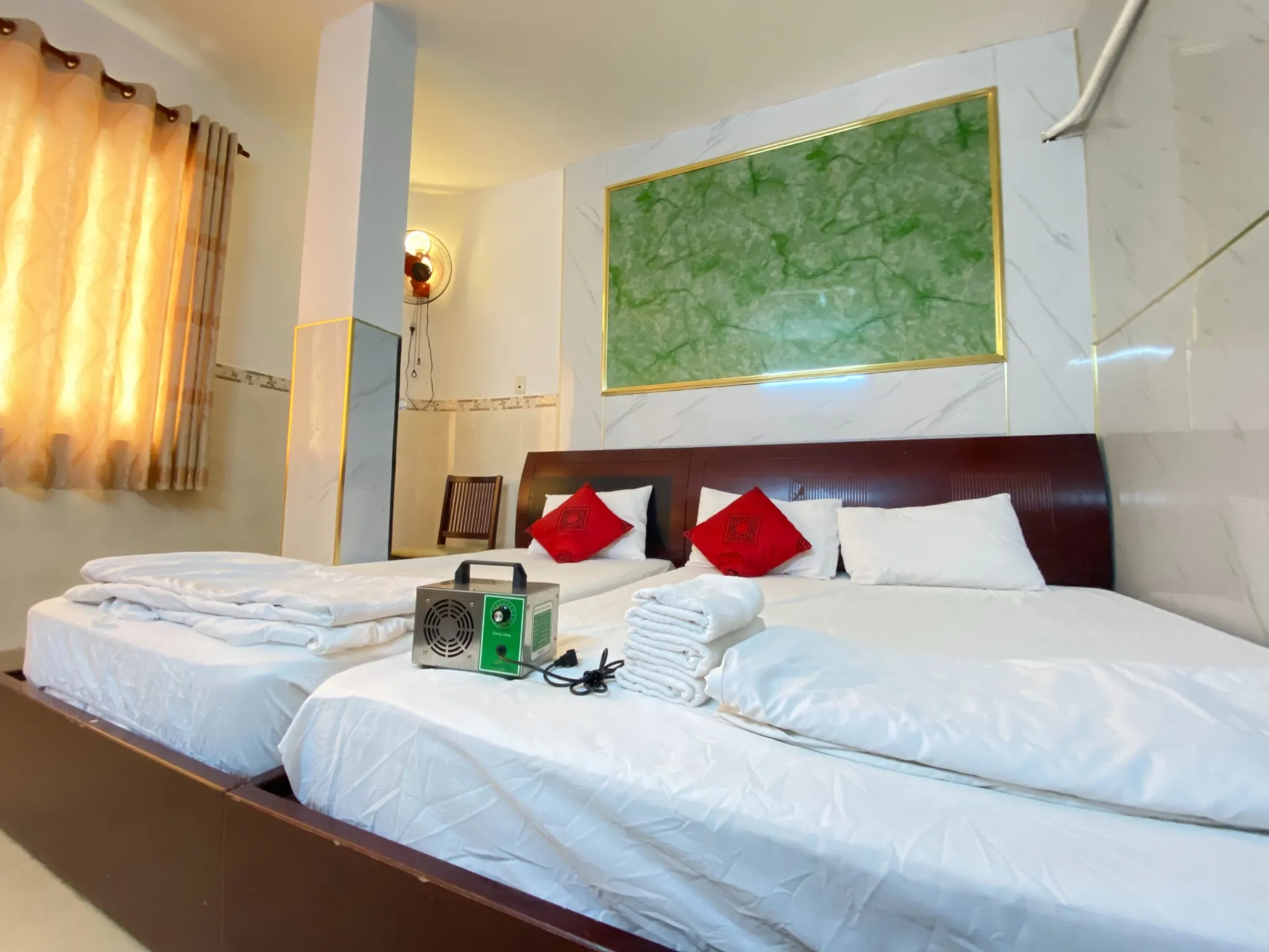 Máy Ozone khử mùi Khang Thịnh Tech