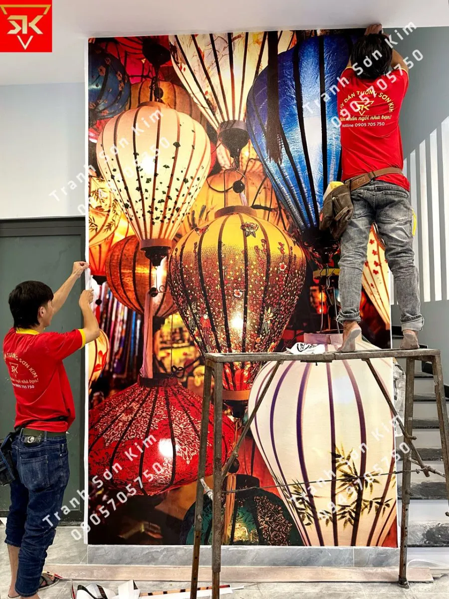 Tranh dán tường phố cổ Hội An