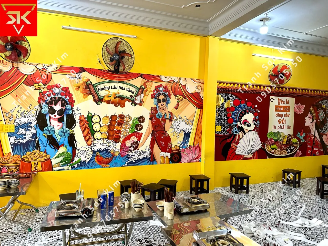 Tranh AI chân dung cô gái Hồng Kông trang trí nhà hàng